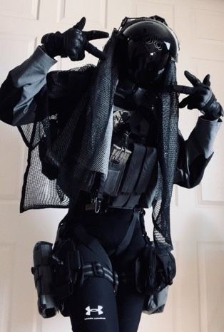 Tactical Woman Outfit, Combat Outfit Female, Clothes Have No Gender, Tactical Armor, Tactical Wear, Techwear Fashion, Cyberpunk Clothes, Female Armor, Combat Gear