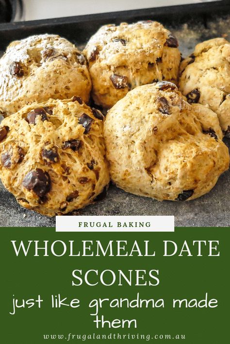 Wholemeal Flour Recipes, Noom Breakfast, Scones Recipe Healthy, Scones Recipe Uk, Wholemeal Scones, Pescatarian Recipes Healthy, Sweet Scones, Date Scones, Healthy Scones