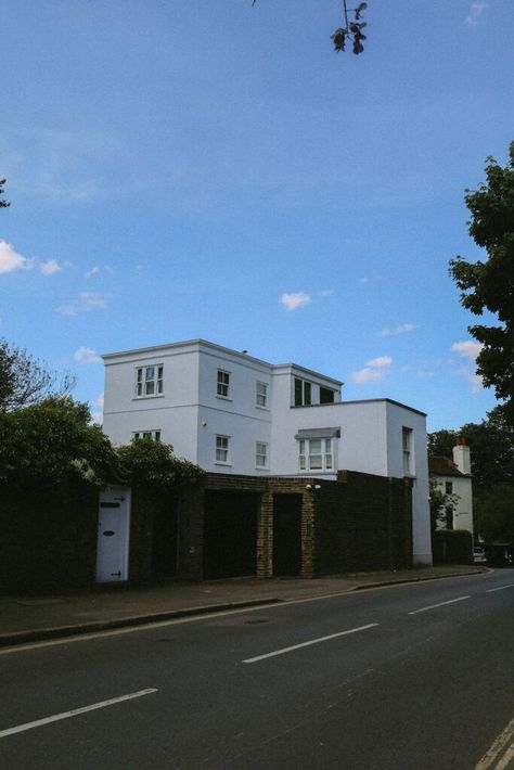 Harry Styles House London, Harry Styles House, Hampstead House, Harry Styles London, London Mansion, Hampstead London, Hampstead Heath, London Baby, London Aesthetic