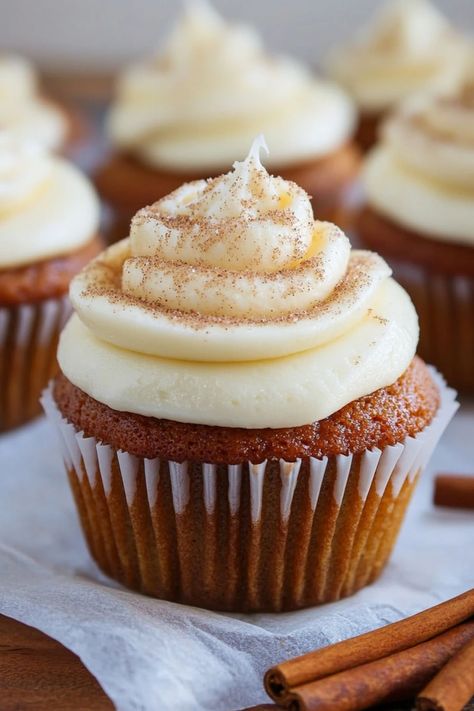 Spice Cake Cupcakes With Filling, Moist Spice Cupcakes, Spiced Cupcake Recipe, Cream Cheese Cupcakes Recipes, Spice Cupcakes Recipes, Orange Spice Cupcakes, Spice Cake Cupcakes, Spiced Cupcakes, Spice Frosting