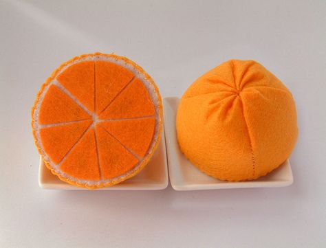 felt orange Felt Fruit, Food Project, Felt Play Food, Cotton Anniversary Gifts, Felt Creations, Positive Gift, Food Patterns, Lemon Decor, Felt Craft