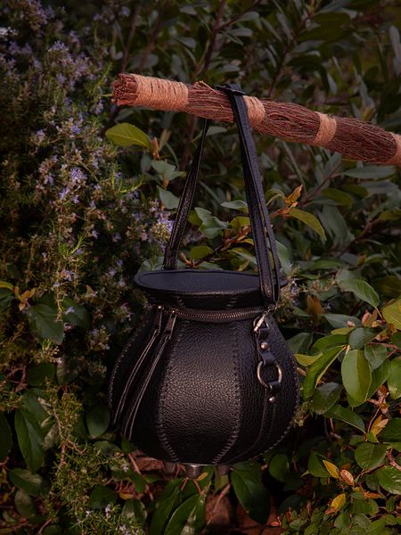 Glamour Clothing, Gothic Style Clothing, Witch Cauldron, Cottage Witch, The Black Cauldron, Witches Cauldron, Top Handbags, Witch Aesthetic, Fancy Bags