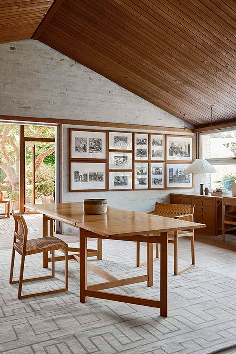 Japandi Dining Room Design, Design Japonais, Library Table, Japandi Interior, Borge Mogensen, Nordic Living, Danish Furniture, Scandinavian Living, Nordic Home