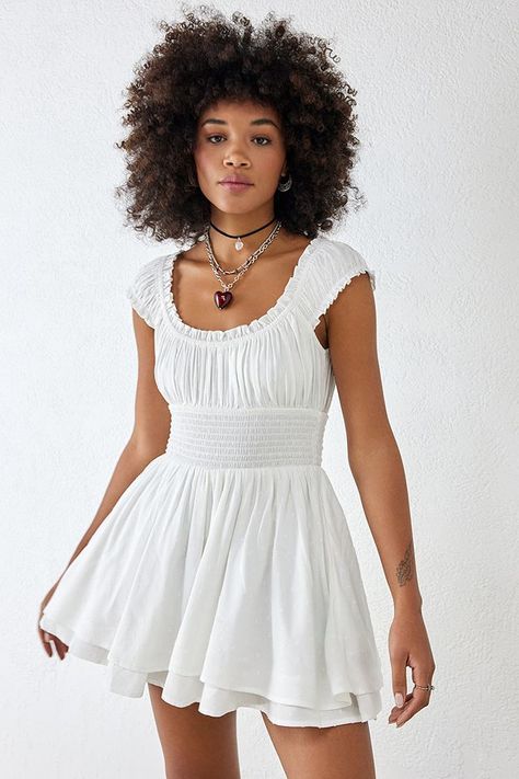 Urban Outfitters Romper, Sundresses Women, Dress With Ruffle Sleeves, Pinterest Contest, Urban Outfitters Clothes, White Boho Dress, Short Summer Dresses, Blake Shelton, Short Sleeve Romper