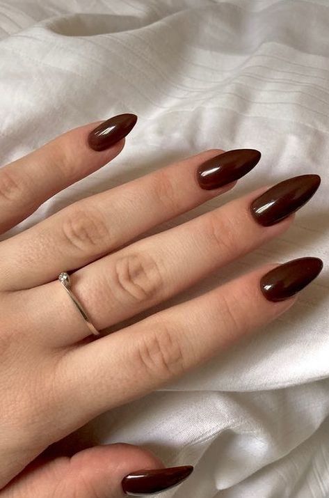 fall nails 2023 fall nails 2023 trends fall nails 2023 color trends fall nails 2023 almond fall nails 2023 short fall nails 2023 coffin fall nails 2023 color trends short fall nails 2023 square fall nails 2023 designs fall nails 2023 gel fall nails 2023 green fall nails 2023 brown 2023 Nails Trend Almond, Brown Nails Inspiration Almond, Brown Nails Chocolate, Chocolate Oval Nails, Chocolate Color Nails Design, Brown Dip Nails Almond, Almond Nails Basic Color, Brown Nail Almond, One Color Nails Almond