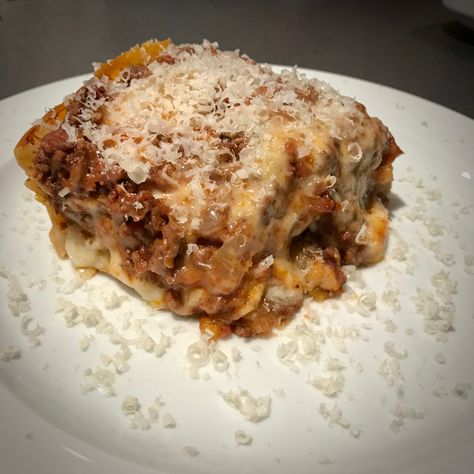 Lasagna by Marcus Wareing – ARCISFOODBLOG Marcus Wareing Recipes, Marcus Wareing, Soup Maker, Egg Pasta, Buffalo Mozzarella, Michelin Star Chef, Brown Sauce, Small Pasta, Bolognese Sauce