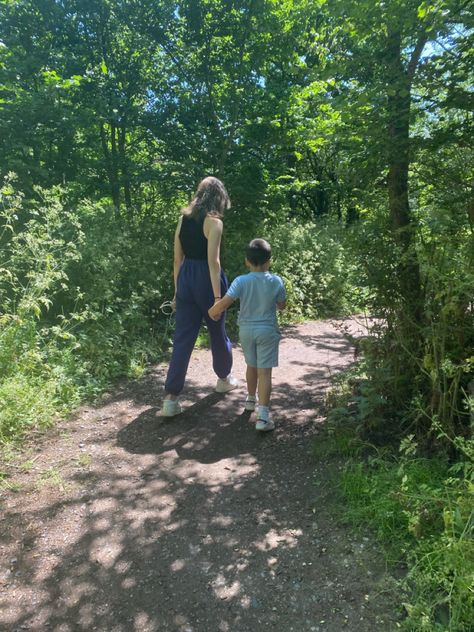 #walking #holdinghands #nephew #auntie #family Auntie And Nephew Aesthetic, Niece And Aunt Aesthetic, Nephew Pictures, Nephew Aesthetic, Auntie And Nephew, Auntie Aesthetic, Aunt And Nephew, Nephew Love, Being An Aunt