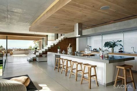 glen 2961 Concrete Wood Interior, Open Staircase, Modern Kitchen Island, Courtyard House, Contemporary Interior Design, Staircase Design, Open Kitchen, Contemporary Kitchen, Interior Design Kitchen