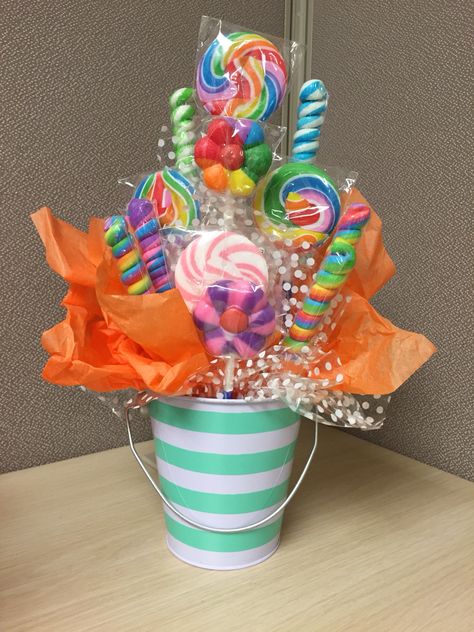 Candy Theme Birthday Party, Candy Arrangements, Candy Themed Party, Candy Centerpieces, Candy Land Birthday Party, Candy Bouquet Diy, Candy Birthday Party, Candyland Birthday, Candyland Party