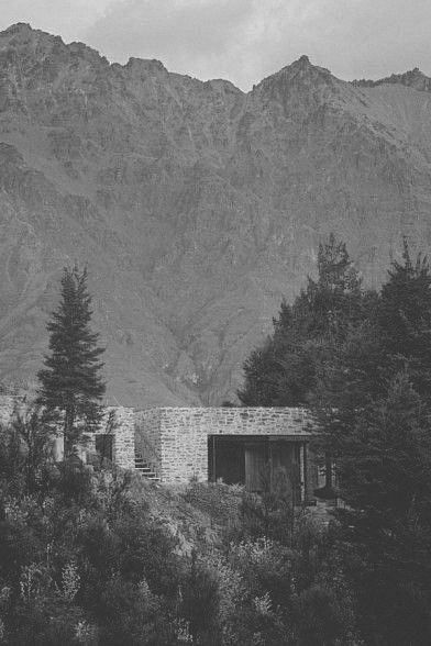 Concrete Cabin, Small House Bliss, Mountain Architecture, Lake Wakatipu, Earth Sheltered, Stone Architecture, Cabins And Cottages, Mountain Retreat, Salou