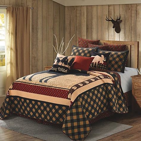 Amazon.com: Virah Bella 3 Piece King Cabin Quilt Bedding Set - Wild Moose Black Red - Rustic Country Reversible Patchwork Comforter Set with Decorative Pillow Shams : Home & Kitchen Bed Sheets Design, Cabin Themed Bedroom, Hunting Decor Bedroom, Cabin Bedding Sets, Country Comforter, Rustic Throw Blanket, Moose Quilt, Rustic Bedding Sets, Rustic Quilts