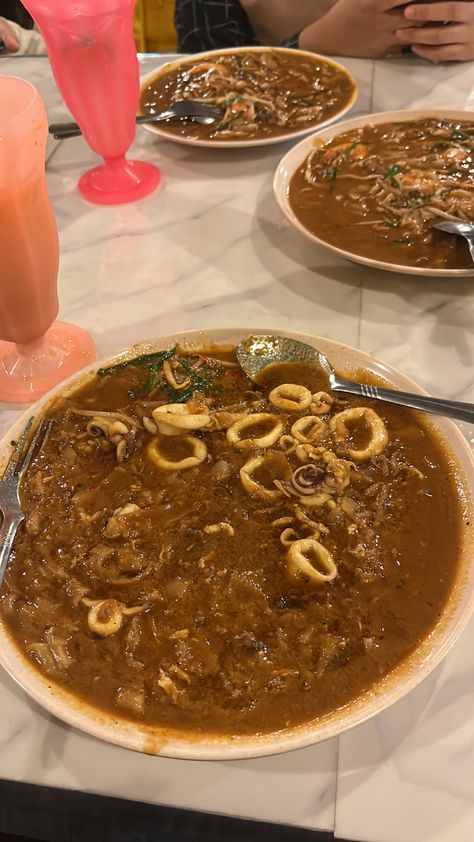 Char Kuey Teow, Dream Food, Food Babe, Food Obsession, Food Network, Kuala Lumpur, Ig Story, Food Network Recipes, Quick Saves