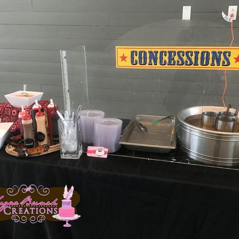 Funfood Station Catering on Instagram: “You can never go wrong when adding our funnel cake station to your event menu. Check out how we make them from Start to finish....” Cake Station, Highschool Reunion, Event Menu, Funnel Cake, Booth Ideas, Funnel, Get Fit, Birthday Party, Canning