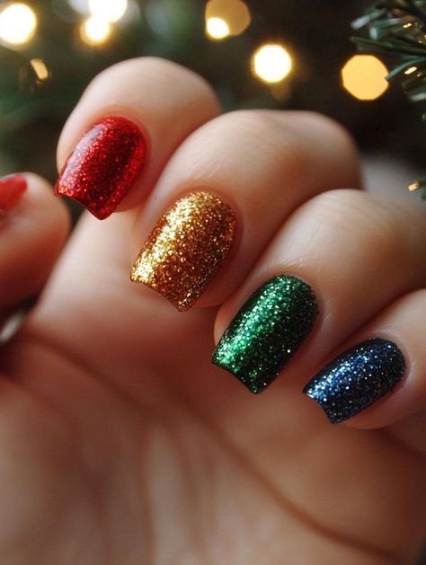 Festive Christmas Nail Colors Ideas for the Holiday Season Christmas And New Years Nails Short, Green And Red Sparkly Christmas Nails, Christmas Nails Multi Color, Multi Colored Christmas Nails, Christmas Nail Polish Ideas, Christmas Nail Ideas Simple, Nails Color Ideas, Nail Colors Ideas, Christmas Nail Polish