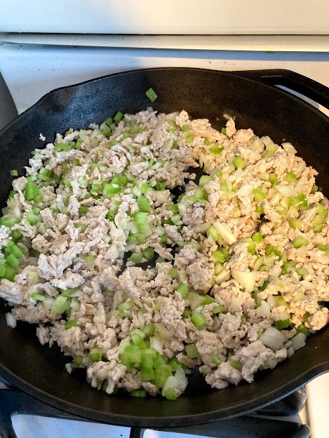 Rice Hot Dish, Hamburger And Rice Recipes, Ground Turkey Rice, Celery Recipe, Hamburger Rice, Ground Turkey Soup, Turkey Rice, Recipes With Soy Sauce, Celery Recipes