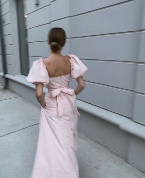 Pink Modest Bridesmaid Dresses, Dresses Evening, Pink Fashion, Self Portrait, Evening Gown, Bridesmaid Dresses, Prom Dresses, Midi Dress, Prom