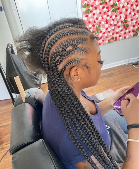 #cornrows #braids Medium Cornrows Braids, 8 Cornrows Braids, Cornrows With Designs, Cornrow Designs For Women, Layered Braids, Big Cornrows, Long Cornrows, Cornrow Designs, Protective Braids