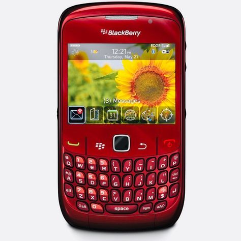 Blackberry Curve, T Mobile Phones, Radiant Red, Nintendo Switch Accessories, Unlocked Cell Phones, New Mobile Phones, Old Phone, Flip Phones, Cellular Phone