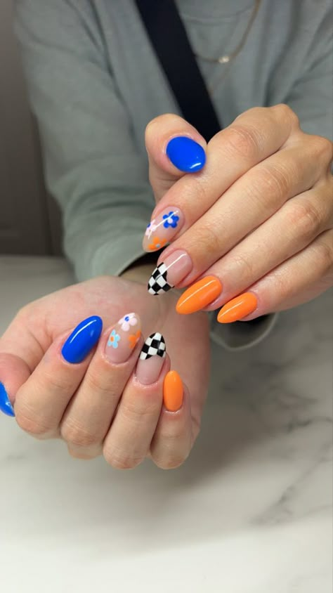 Racing Nails, 5sos Nails, Retro Nails, Colorful Nails, Summery Nails, Simple Acrylic Nails, Cute Gel Nails, Bright Nails, Heart Nails