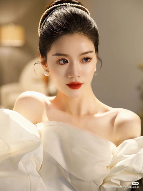 Korean Wedding Makeup Look, Wedding Makeup Chinese, Chinese Bridal Makeup, Korean Wedding Makeup, Korean Bride, Cute Ootd, Medium Long Haircuts, Ootd Instagram, Red Lip Makeup