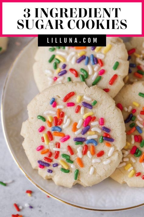 Quick, easy, and delicious 3 ingredients sugar cookies are ready in minutes. You can't get easier than that!! #sugarcookies #3ingredientsugarcookies #3ingredient #easycookies 3 Ingredient Sugar Cookie Recipe, 3 Ingredient Sugar Cookies, Creative Baking Ideas, Sugar Cookie Frosting Recipe, Holiday Fudge Recipes, Cookie Frosting Recipe, Amazing Snacks, Holiday Fudge, Migraine Diet