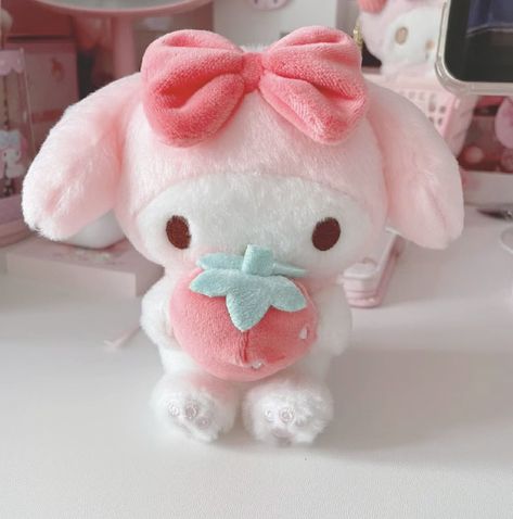 ʚ kimi ɞ on Twitter: "strawberry for you https://t.co/qBidLalR3k" / Twitter My Melody Strawberry, Melody Plushie, Kitty Pictures, Soft Pink Theme, Pink Images, Kawaii Plushies, Hello Kitty Pictures, Pink Themes, Birthday Wishlist