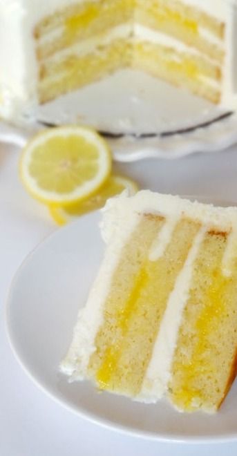 Homemade Lemon Cake, Life Love And Sugar, Lemon Treats, Lemon Buttercream, Lemon Cake Recipe, Homemade Cake Recipes, Buttercream Recipe, Food Sweet, A Piece Of Cake