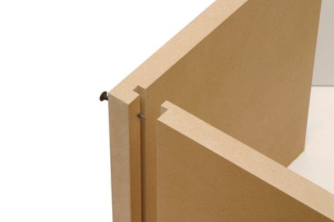 Building with MDF - FineWoodworking Speaker Box Diy, Timber Joints, Mdf Furniture, Mdf Cabinets, Speaker Box Design, Box Joints, Speaker Box, Diy Holz, Popular Woodworking