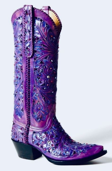 Purple Cowgirl, Purple Cowboy Boots, Hippie Shoes, Purple Things, Bota Country, Twisted X Boots, Purple Boots, Hot Boots, Purple Girls