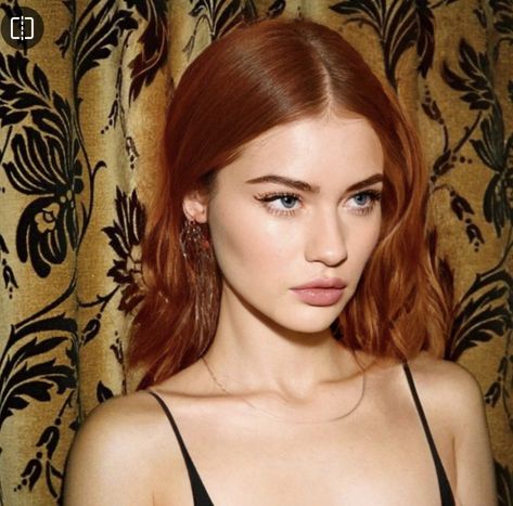 Woman Auburn Hair, Auburn Hair Model, Rose Titanic Hair Color, Auburn Hair Before And After, Cool Tone Hair Color Pale Skin, Make Up For Ginger Hair, Lived In Red Hair, Copper Hair Outfits, Cool Ginger Hair