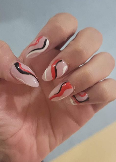 acrylic swirl nail design Red And Black Swirl Nails, Red Black And White Nails Design, Black And White Swirl Nails, Red Swirl Nails, Glitter Hair Strands, Black Almond Nail Designs, White Swirl Nails, Horse Judging, Grad Nails