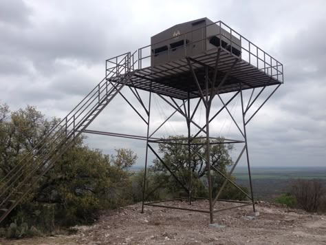 10x10 Deer Blinds for Sale - Elevated Deer Blinds - Texas Wildlife Supply Pallet Deer Blind, Elevated Building, Tower Deer Stands, Hog Trap, Archery Target Stand, Hunting Ranch, Deer Hunting Stands, Hunting Shack, Shooting House