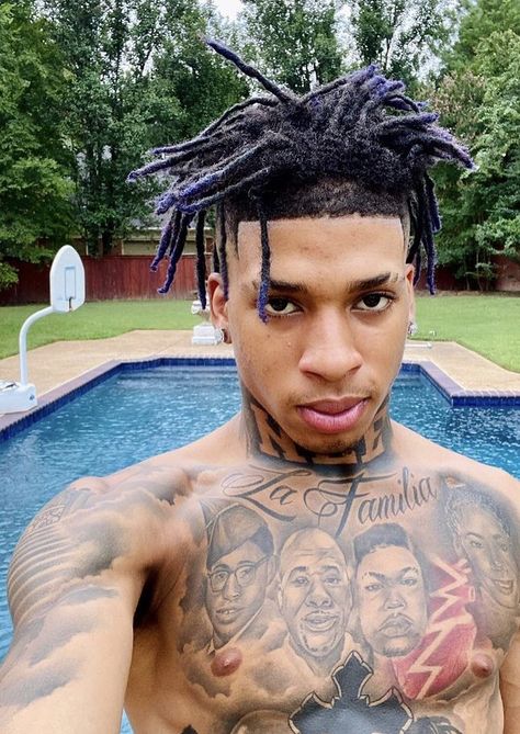 Nle Choppa Dreads, Curly Hair Celebrities, Cute Pitbull Puppies, Rapper Shirts, Nle Choppa, Teenage Son, Thug Style, Dreadlock Hairstyles For Men