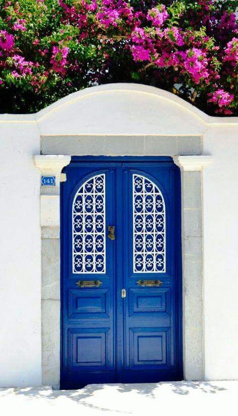 Front door Mona Mina, Greece Theme, Blue Doors, When One Door Closes, Gorgeous Doors, Ooty, Cool Doors, Old Doors, Blue Door