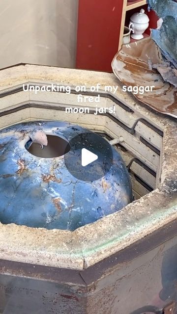 Alison Brannen on Instagram: "This season I have hand coiled several new large saggar fired pieces in my tiny electric kiln. The secret is in the terra sigilatta fired with cobalt carbonate and salt! Always challenge yourself and don’t forget to have fun! #ceramics #pottery #studiopottery #handmade #keramic #canadianceramics #art #moonjar #fineart #curated #gardinermuseum #gagnecontemporary #tuckerspotterysupply #potterysupplyhouse #thegreatcanadianpotterythrowdown #lovemakingpottery" Saggar Firing Ceramics, Raku Kiln How To Build, Saggar Firing, Fun Ceramics, Moon Jars Ceramics, Saggar Fired Ceramics, Moon Jars, Raku Firing Pottery, Ceramic Moon