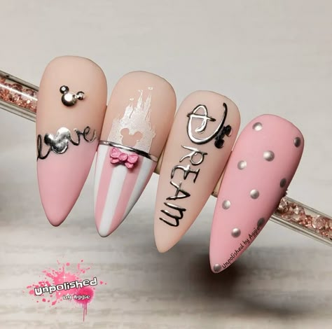 Disney World Nails Acrylic Simple, Nails With Disney Designs, Romantic Nail Designs, Cute Nail Art Designs Disney, Disney Cute Nails, Disneyland Acrylic Nails, Disney Valentine Nails, Disney Nail Art Ideas, Valentines Disney Nails