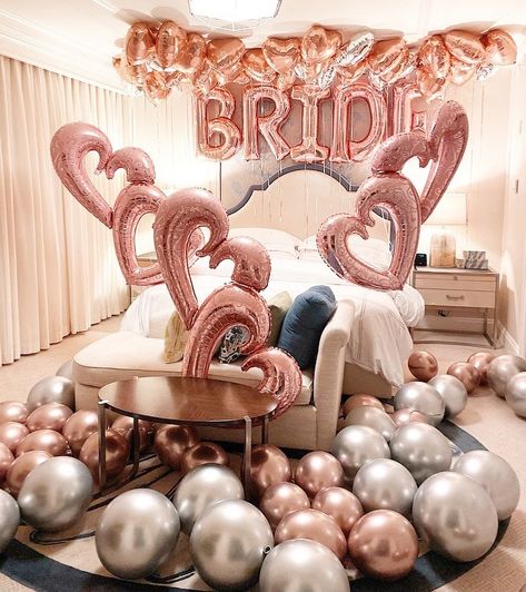 Brides House Decoration Wedding, Bride Room Decoration Ideas, Bride Room Decoration, Bridal Room Decor, Bride To Be Decorations, Hens Party Themes, Wedding Room Decorations, Brides Room, Bridal Room