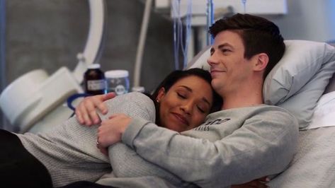 barry and iris Barry And Iris, Flash Season 4, Barry Iris, Iris West Allen, Flash Barry Allen, The Flash Grant Gustin, Flash Tv Series, Iris West, Tv Show Couples