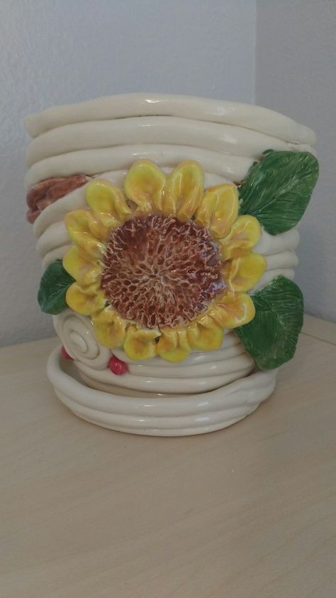 Coil pot painted with Stroke and Coat and clear glaze. Diane Talbot Coil Pots Ideas Creative, Coil Pots Ideas, Ceramic Coil Pots, Coil Vessels, Pottery Art Ideas, Coil Construction, Coil Pot, Pots Ideas, Coil Pots