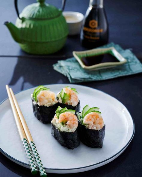 Prawn Sushi Roll, Maki Sushi, Sushi Without Seafood, Ebi Sushi, Gunkan Sushi, Maki Roll, Shrimp Sushi, Sashimi Sushi, Sushi Recipes Homemade