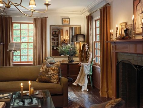 Scottish Living Room, Scottish Cottage Interior, Colonial House Interior Design, Pierce Ward, Scottish Cottage, Upstate House, California Cottage, Colonial House Interior, Craftsman Living Room