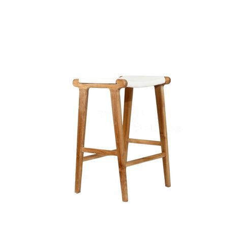 • Kursi Bar Stool Kulit - Kayu : Jati - Tinggi : 65cm - Finishing : Natural blenching - Clear : Doff Cara Order : Screenshoot produk yang mau di order, kirim ke Whatsapp kami +6282324720260 #kursikulit #kursianyam #bali #furniturebali #furniturejepara #mebeljepara #villabali Kursi Bar, Bali, Villa