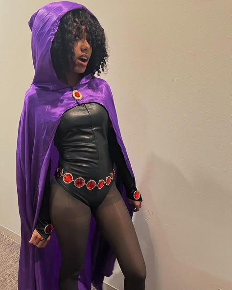 Titans Halloween Costume, Teen Titans Halloween Costume, Halloween Costumes Princess, 3 Halloween Costumes, Raven Halloween Costume, Costumes For Best Friends, Friends Trio, Raven Costume, Halloween Costumes Women Creative