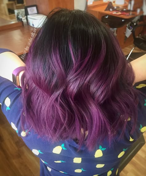 Purple Hair Tips, Purple Highlights Brown Hair, Highlights Brown Hair Short, Shadow Roots Hair, Purple Brown Hair, Brown Bob Hair, Short Purple Hair, Short Brunette Hair, Purple Balayage