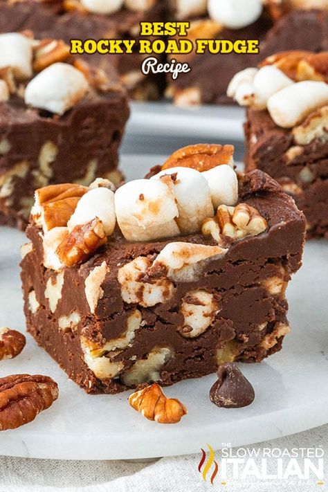 Rocky Road Fudge Recipe, Caramel Bacon, Rocky Road Candy, No Bake Recipes, Maple Caramel, Rocky Road Fudge, Rocky Road Recipe, Slow Roasted Italian, Bakers Chocolate