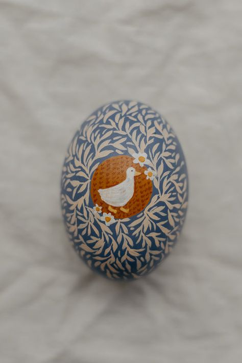 Heirloom Paints, Shaving Cream Easter Eggs, Cottage Windows, Easter Wood Crafts, Easter Egg Art, Easter Images, Easter Egg Designs, Easter Egg Crafts, Easter Egg Painting