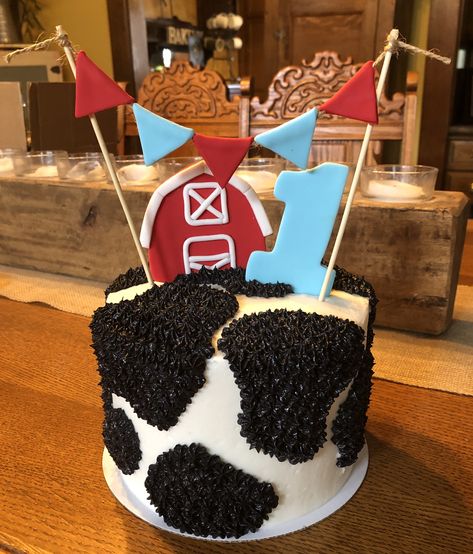 Cow Party Cake, Cow Smash Cake Boys, Cow Print Smash Cake, Farm Smash Cake, Cow Smash Cake, Western Birthday Cakes, Wild West Birthday Party, Cow Birthday Cake, Wild West Birthday