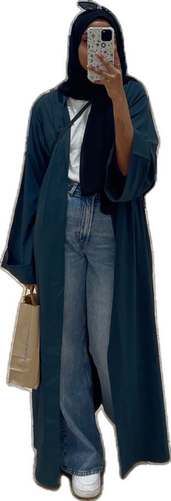 Casual abaya look. Jeans from h&m, abaya from Moonlite apparel online Abaya And Jeans, Abaya Outfit Ideas, Abaya Look, Movie Bloopers, Casual Abaya, Abaya Outfit, Abaya Design, Modest Casual Outfits, Abaya Designs