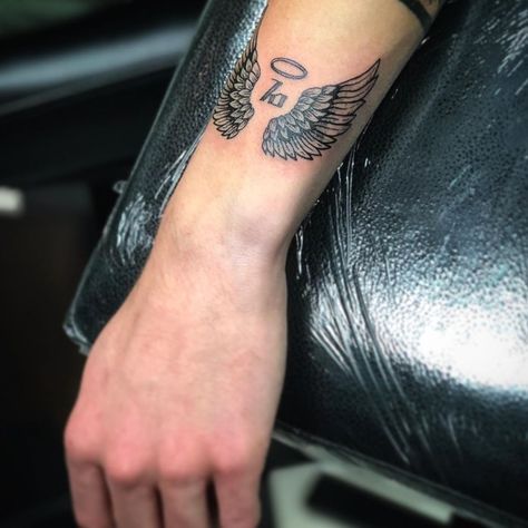 Small Wing Tattoo Men, Angle Wing Tattoo Men, Wings Wrist Tattoo, Small Wing Tattoo, Cross And Wings Tattoo, Small Wrist Tattoos For Men, Angle Tattoo For Men, Angel Wings Tattoo Forearm, Wrist Tattoos Men