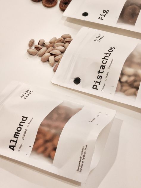 White Packaging Design Food, Organic Food Ideas, Natural Food Packaging, Nut Branding, Granola Packaging Ideas, Aesthetic Food Packaging, Nuts Branding, Sugar Packaging Design, Pistachio Packaging